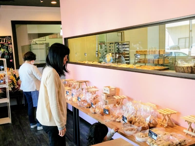 アレルギー対応パン工場直販店